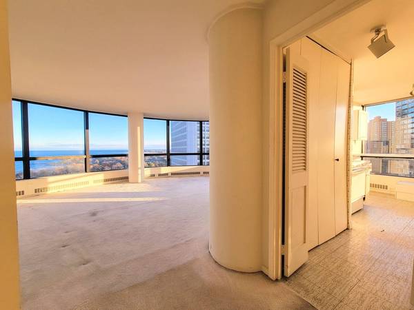 5415 N Sheridan RD #1601, Chicago, IL 60640