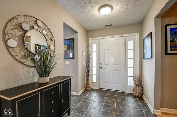 9650 Shasta DR, Fishers, IN 46038