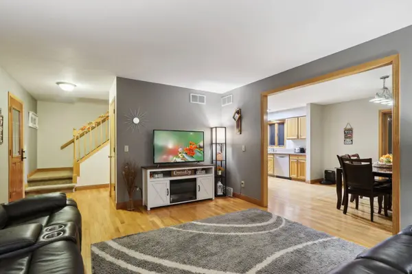 301 Ashberry Court, Stoughton, WI 53589