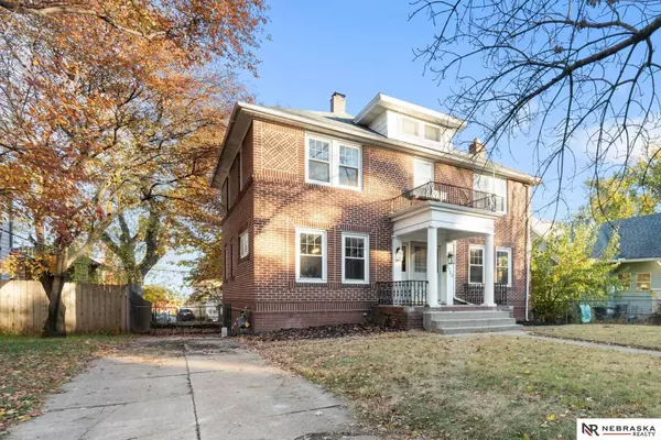 2723 N 45th Avenue, Omaha, NE 68104