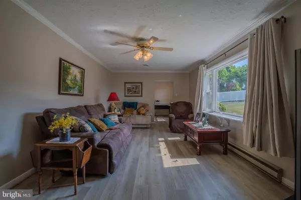 509 RIDGE RD S, Martinsburg, WV 25403