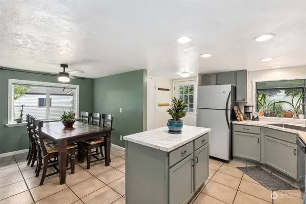 921 Boulevard RD SE, Olympia, WA 98501