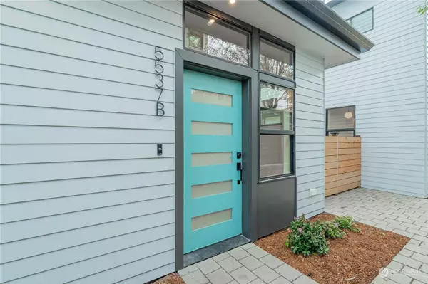 5537 34th AVE NE #B, Seattle, WA 98105