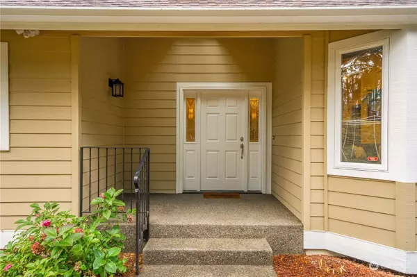 24817 184th PL SE, Covington, WA 98042