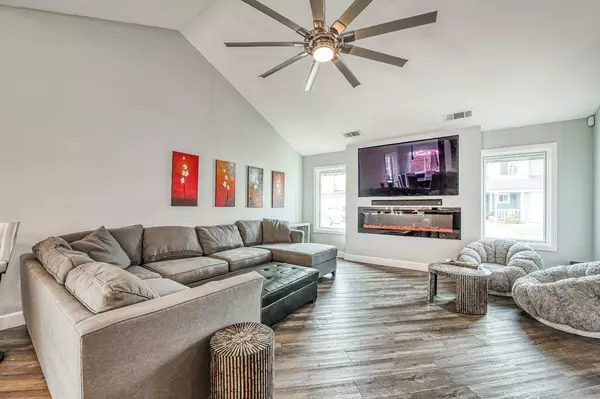 8665 N Cedar Avenue Unit 160, Fresno, CA 93720