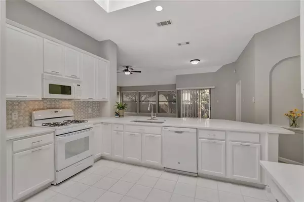 1220 Courtney Lane, Lewisville, TX 75077