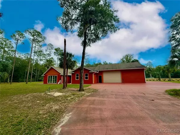 12084 W Riverwood DR, Crystal River, FL 34428