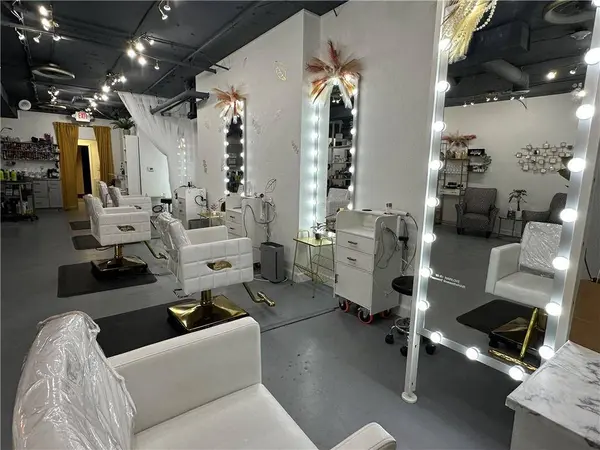 600 E 8th ST, Kansas City, MO 64106