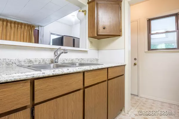 1307 Giddings SE Avenue, Grand Rapids, MI 49507