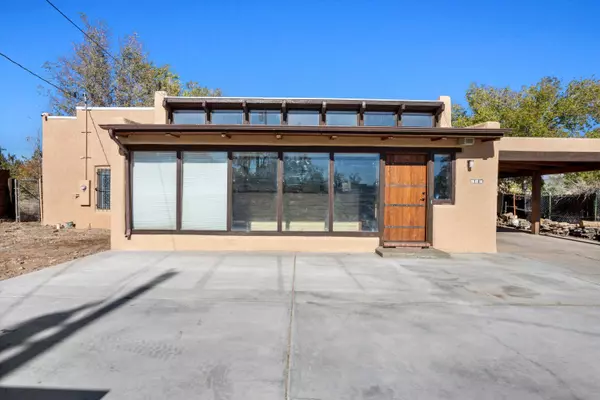 607 GRIEGOS RD NW, Albuquerque, NM 87107