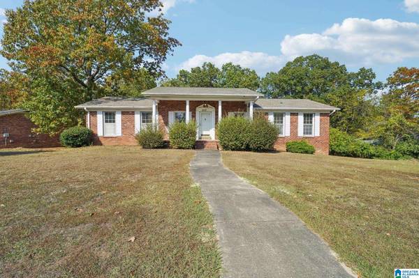 2112 5TH WAY CIRCLE NW, Center Point, AL 35215