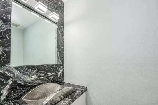 8665 N Cedar Avenue Unit 160, Fresno, CA 93720