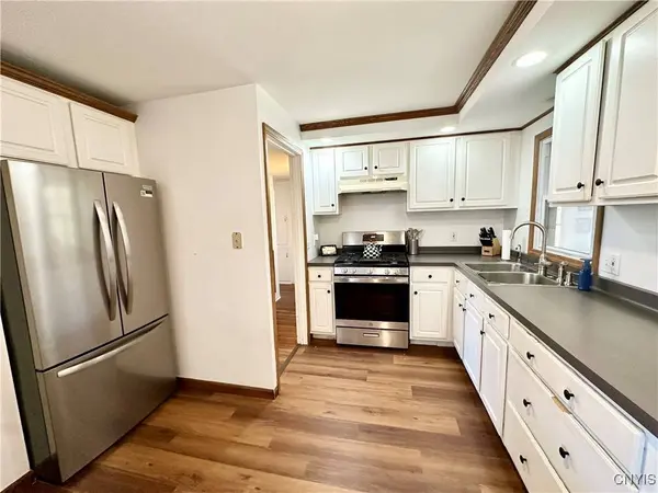 216 Mac Arthur RD, Rochester, NY 14615