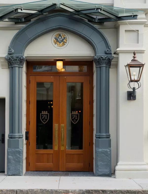 71 Wentworth St #304, Charleston, SC 29401