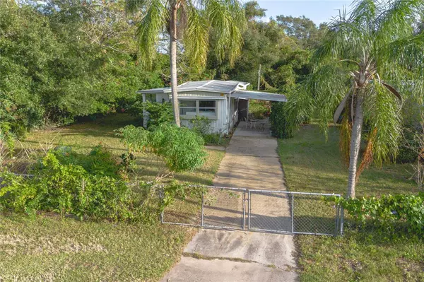 221 EVERGREEN TER, Deland, FL 32724