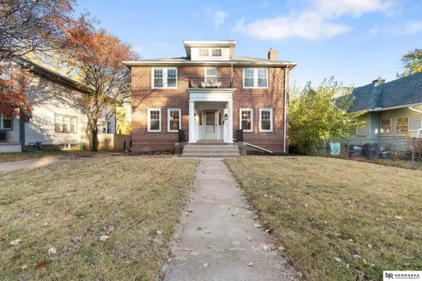 2723 N 45th Avenue, Omaha, NE 68104