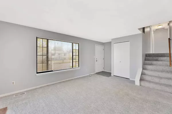 3203 N Brookfield St, Wichita, KS 67226