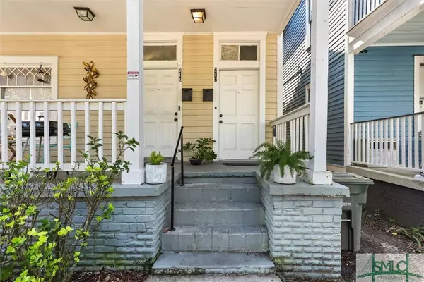 215 W 40th ST, Savannah, GA 31401