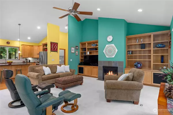 24817 184th PL SE, Covington, WA 98042