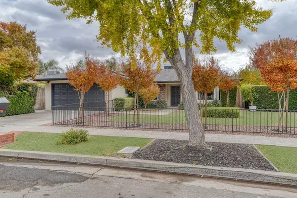 5882 E Madison Avenue, Fresno, CA 93727