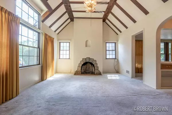 1307 Giddings SE Avenue, Grand Rapids, MI 49507