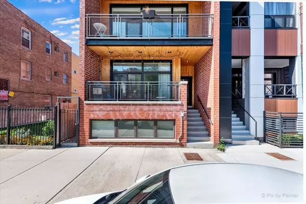 1732 N California AVE #1, Chicago, IL 60647