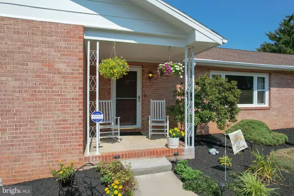 509 RIDGE RD S, Martinsburg, WV 25403