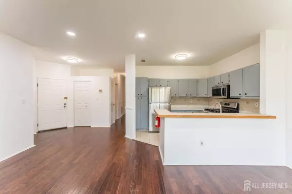 7321 Elm CT, South Brunswick, NJ 08852