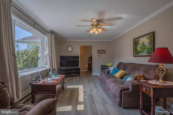 509 RIDGE RD S, Martinsburg, WV 25403