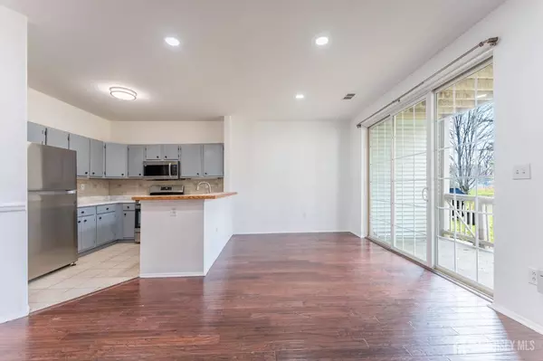 7321 Elm CT, South Brunswick, NJ 08852