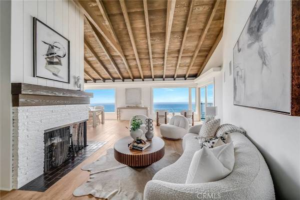 40 Lagunita DR, Laguna Beach, CA 92651