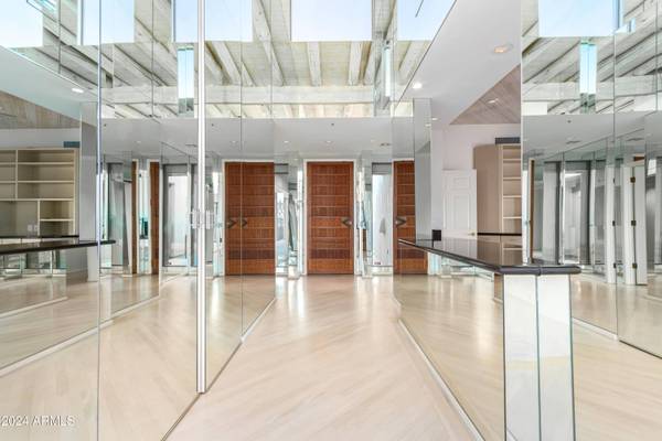 6711 E CAMELBACK Road #40, Scottsdale, AZ 85251