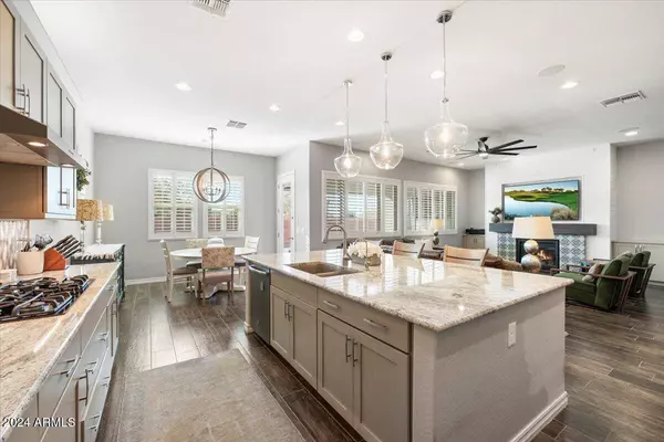 4497 E JESSE Street, Gilbert, AZ 85295