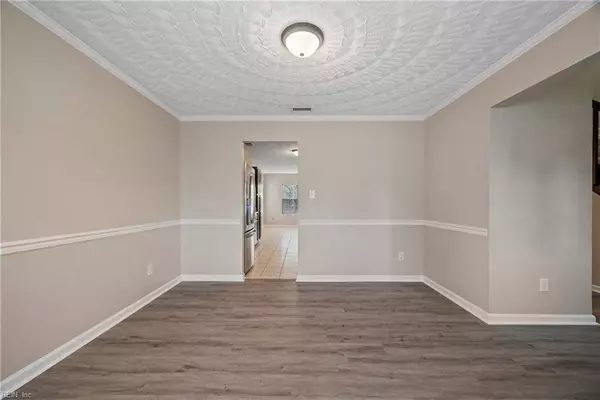 922 Dunhill WAY, Newport News, VA 23602