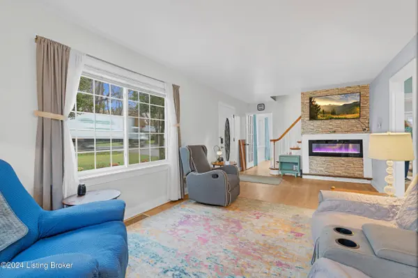 812 Palatka Rd, Louisville, KY 40214