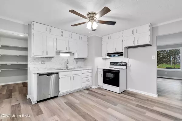 6302 Mercury Dr, Louisville, KY 40291