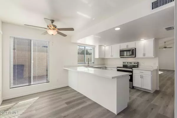 1500 N MARKDALE -- #64, Mesa, AZ 85201