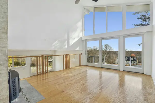 51 Old Farm Road, Weston, CT 06883