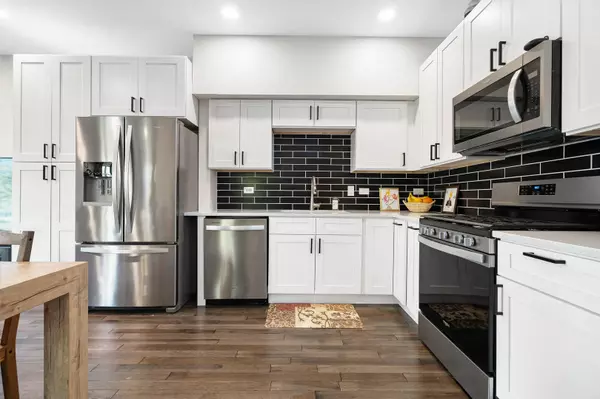 1244 Lacoma Drive, Lockport, IL 60441