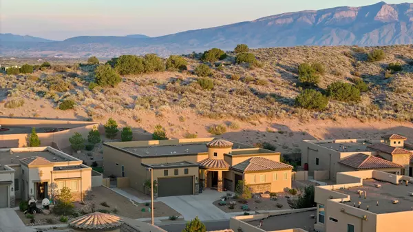 5724 PIKES PEAK LOOP NE, Rio Rancho, NM 87144