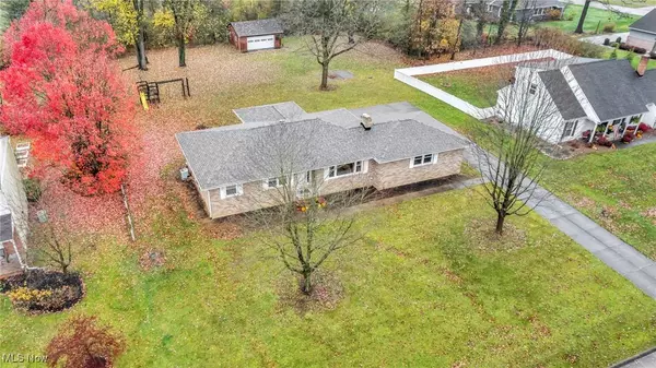 8986 Highland DR, Westfield Center, OH 44251