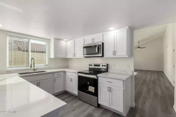 1500 N MARKDALE -- #64, Mesa, AZ 85201