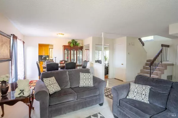 106 Evergreen WAY, Vallejo, CA 94591