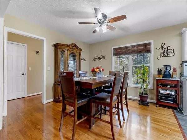 636 Barnes RD, Seneca, SC 29672