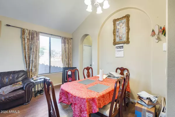 6421 N 69TH Drive, Glendale, AZ 85303