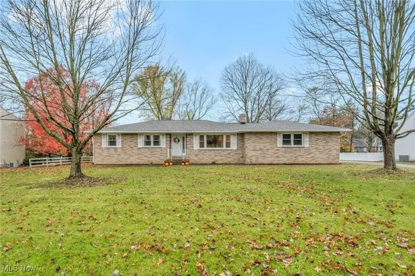 8986 Highland DR, Westfield Center, OH 44251