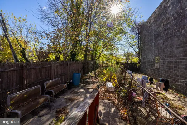 320 SYCAMORE ST, Camden, NJ 08103