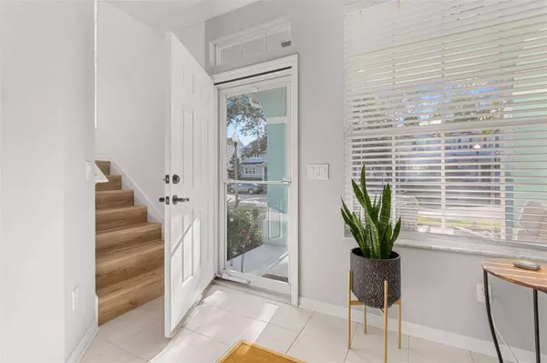 13729 SUMMERPORT VILLAGE Pkwy, Windermere, FL 34786