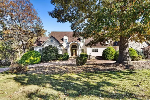 24 River DR, Granite Falls, NC 28630