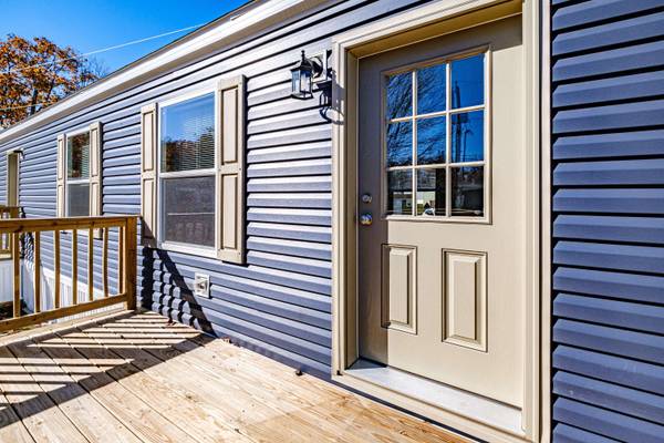 3 Birchwood LN, Limington, ME 04049